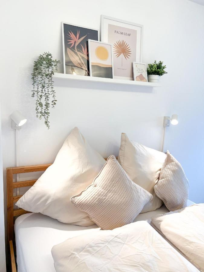 Nami - Robin - Helle Apartments Mitten In Der Stadt Memmingen Bagian luar foto